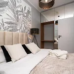 Prymasa Tysiaclecia 83A By Perfectapart 529 Garaz